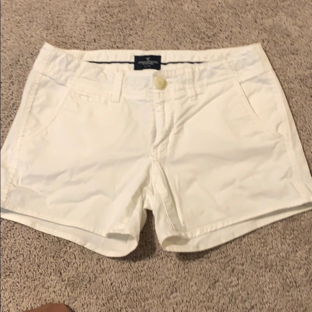 American Eagle size 6 shorty
